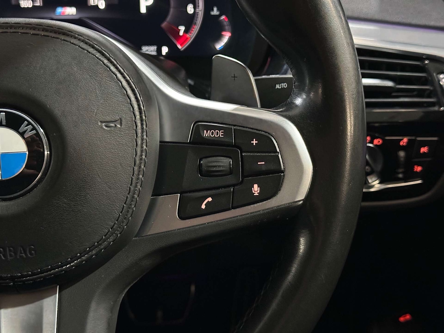 Used BMW 5 Series 2019 for sale - 76830205: Photo 30