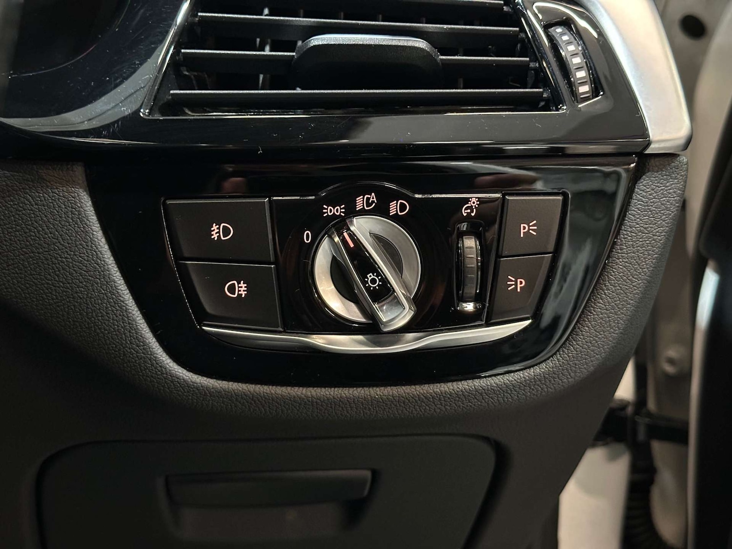 Used BMW 5 Series 2019 for sale - 76830205: Photo 36