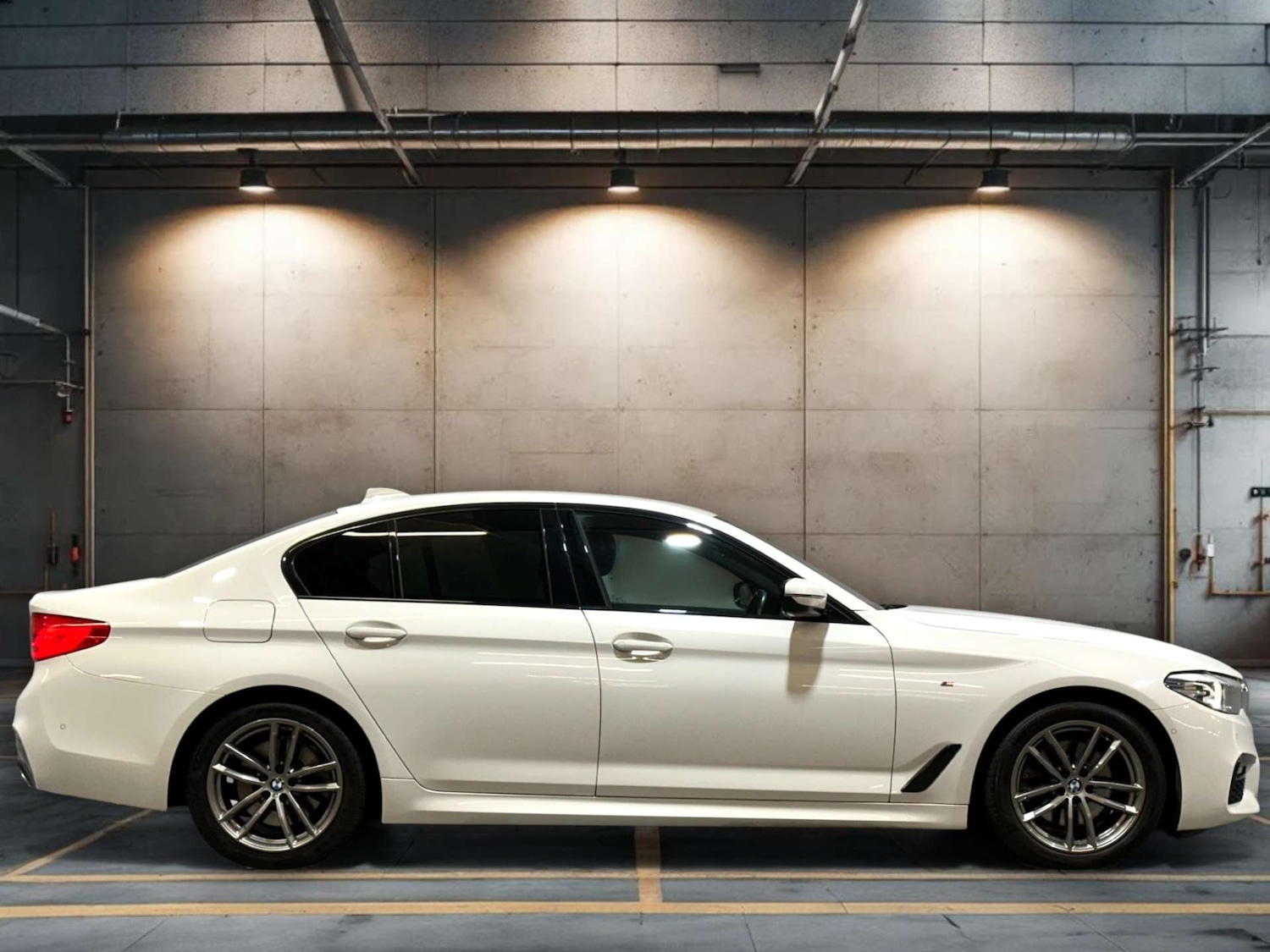 Used BMW 5 Series 2019 for sale - 76830205: Photo 7