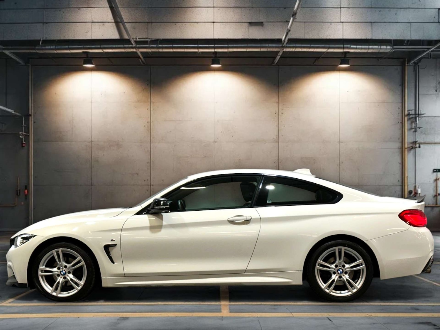 Used BMW 4 Series 2017 for sale - 76830196: Photo 6