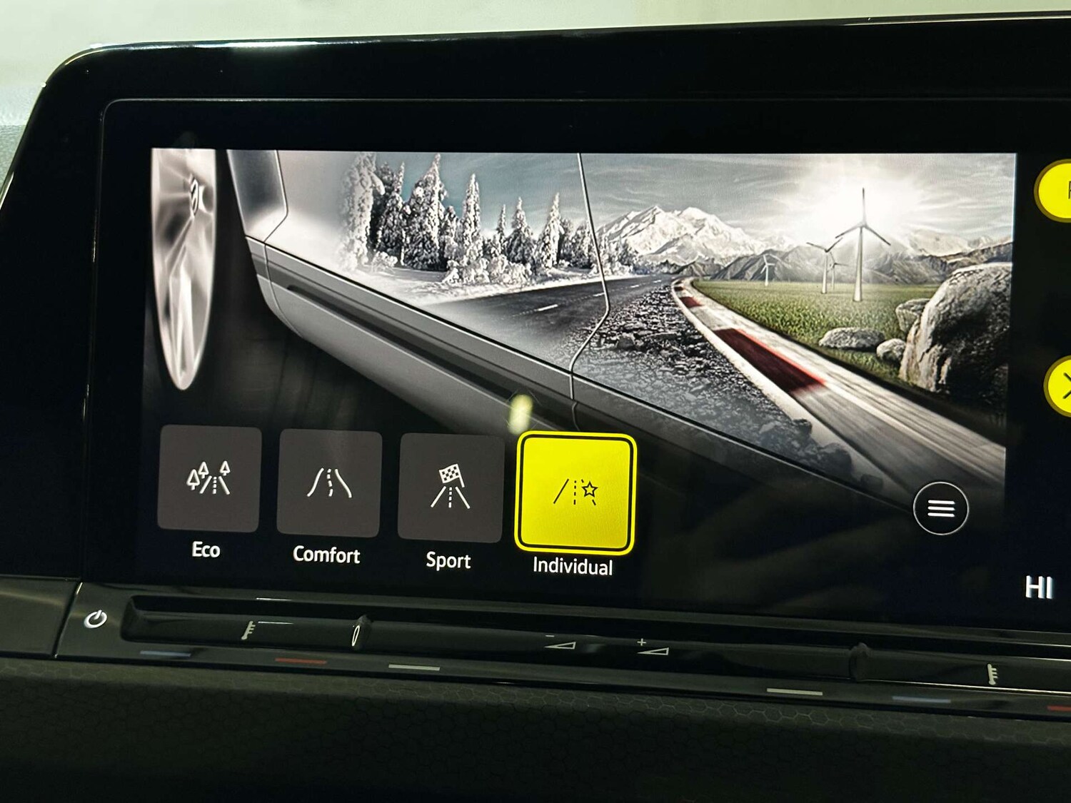 Used Volkswagen Golf 2022 for sale - 77490213: Photo 32