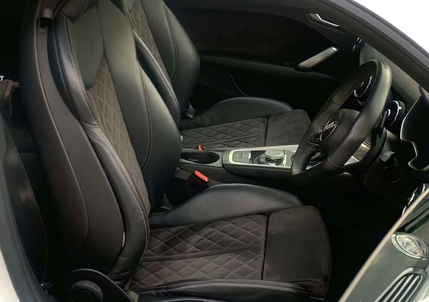 Used Audi TT 2019 for sale - 77802724: Photo 3