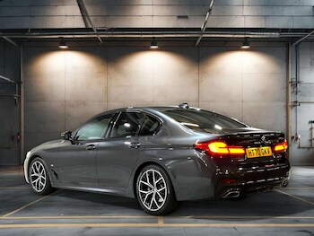 Used BMW 5 Series 2021 for sale - 77195852: Photo