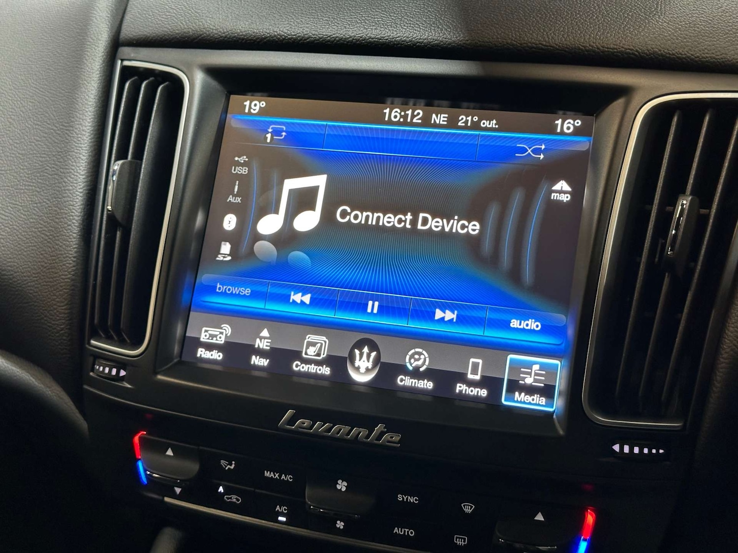 Used Maserati Levante 2017 for sale - 76830014: Photo 29