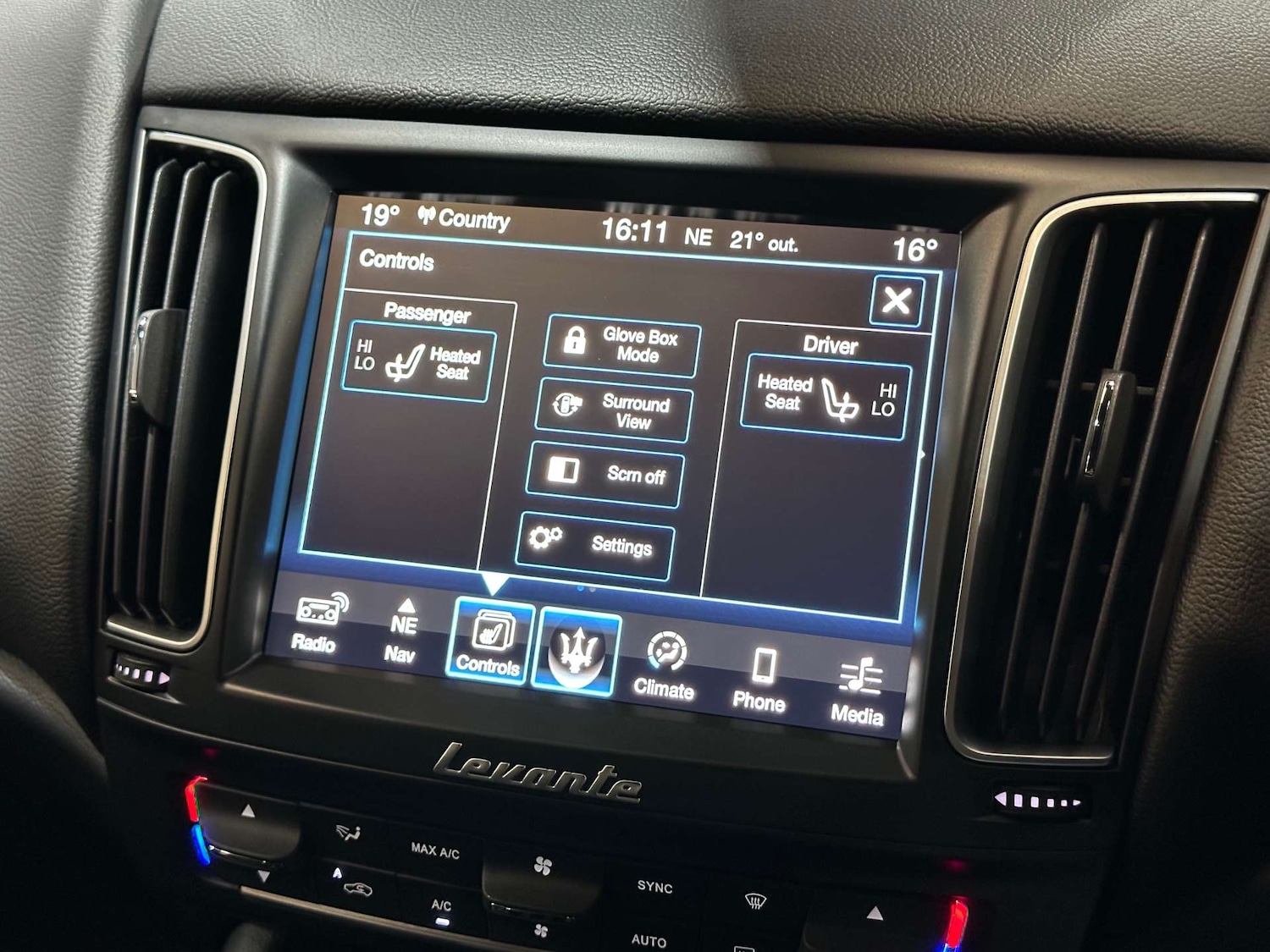 Used Maserati Levante 2017 for sale - 76830014: Photo 31