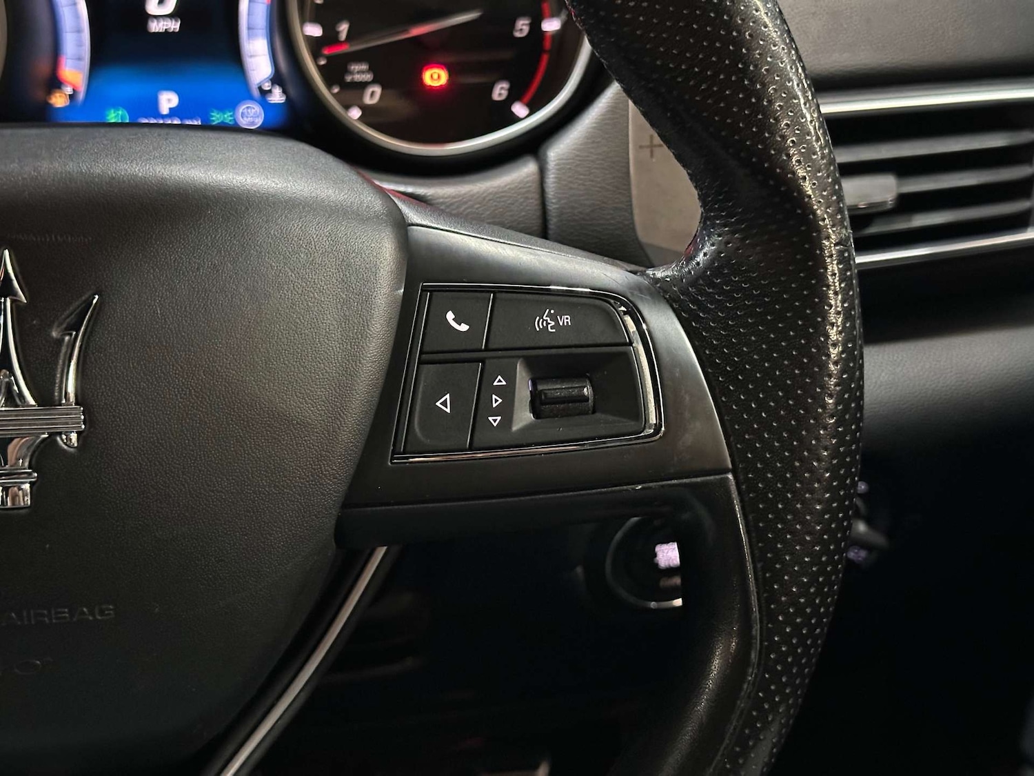 Used Maserati Levante 2017 for sale - 76830014: Photo 34