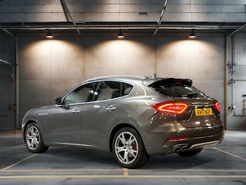 Used Maserati Levante 2017 for sale - 76830014: Photo