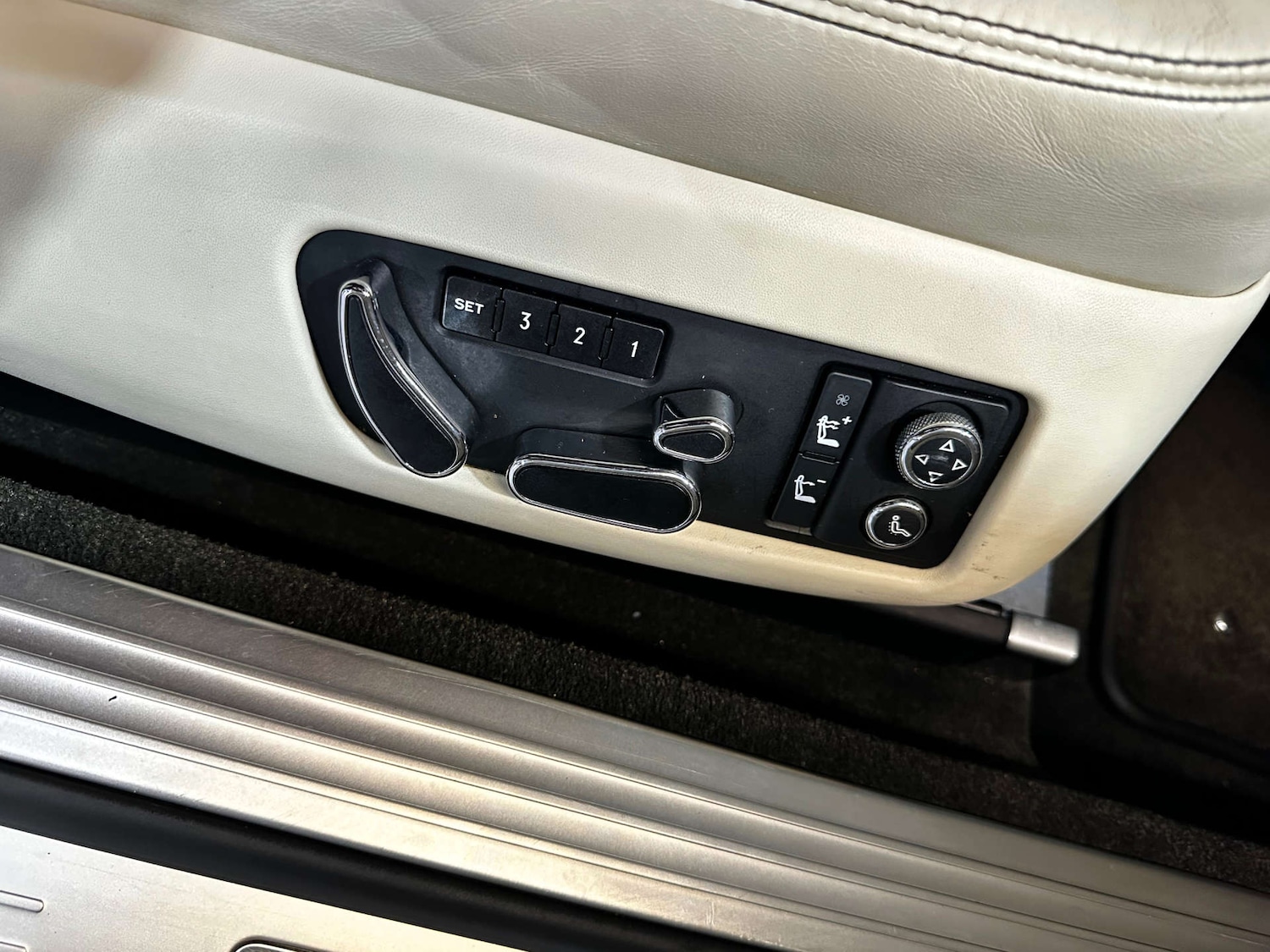 Used Bentley Continental 2018 for sale - 77437463: Photo 46