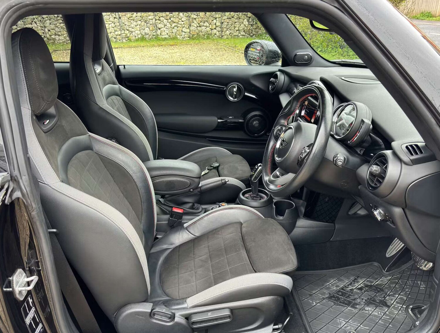 Used MINI Hatch 2020 for sale - 78210445: Photo 6