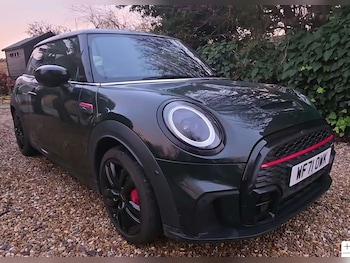 Used MINI Hatch 2021 for sale - 77299413: Photo