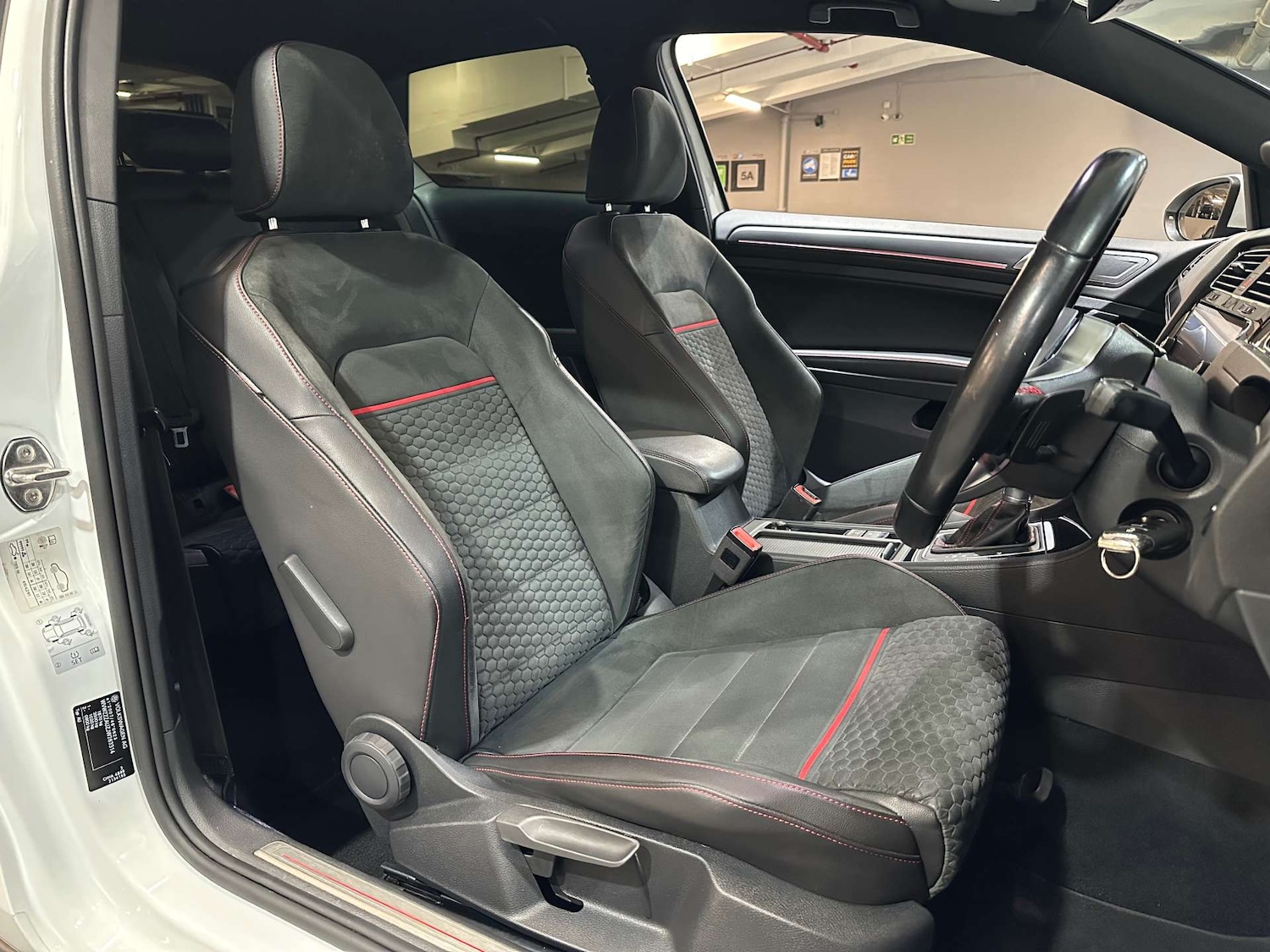 Used Volkswagen Golf 2018 for sale - 76830182: Photo 15