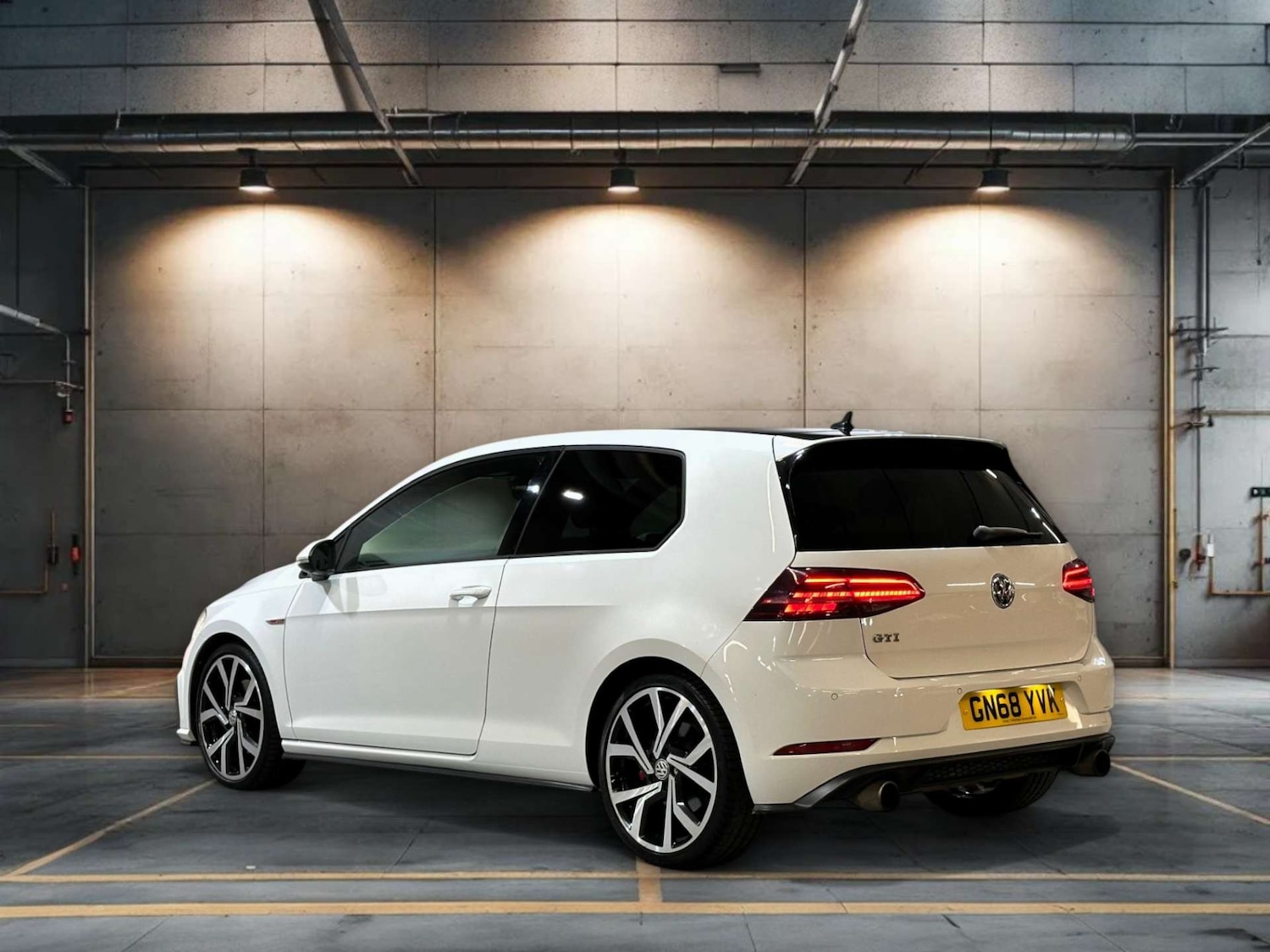 Used Volkswagen Golf 2018 for sale - 76830182: Photo 4