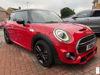 Used MINI Hatch 2018 for sale - 77406062: Photo