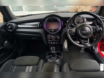 Used MINI Hatch 2018 for sale - 77406062: Photo