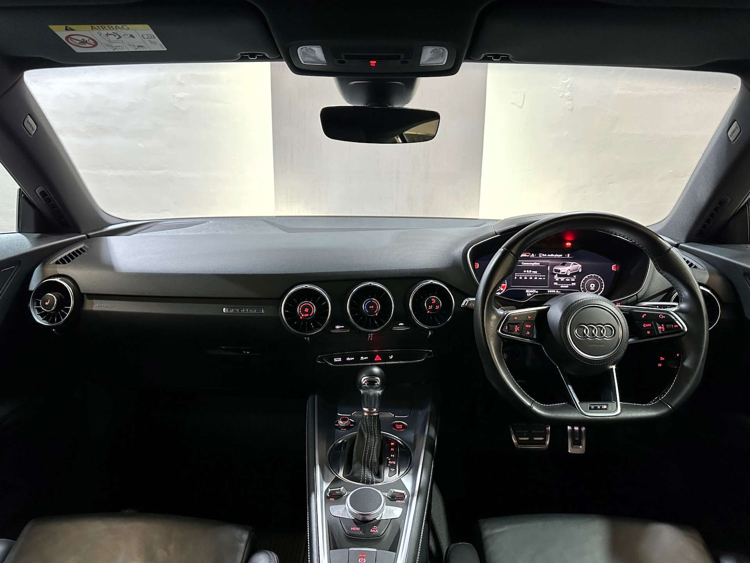 Used Audi TT 2016 for sale - 76830188: Photo 3