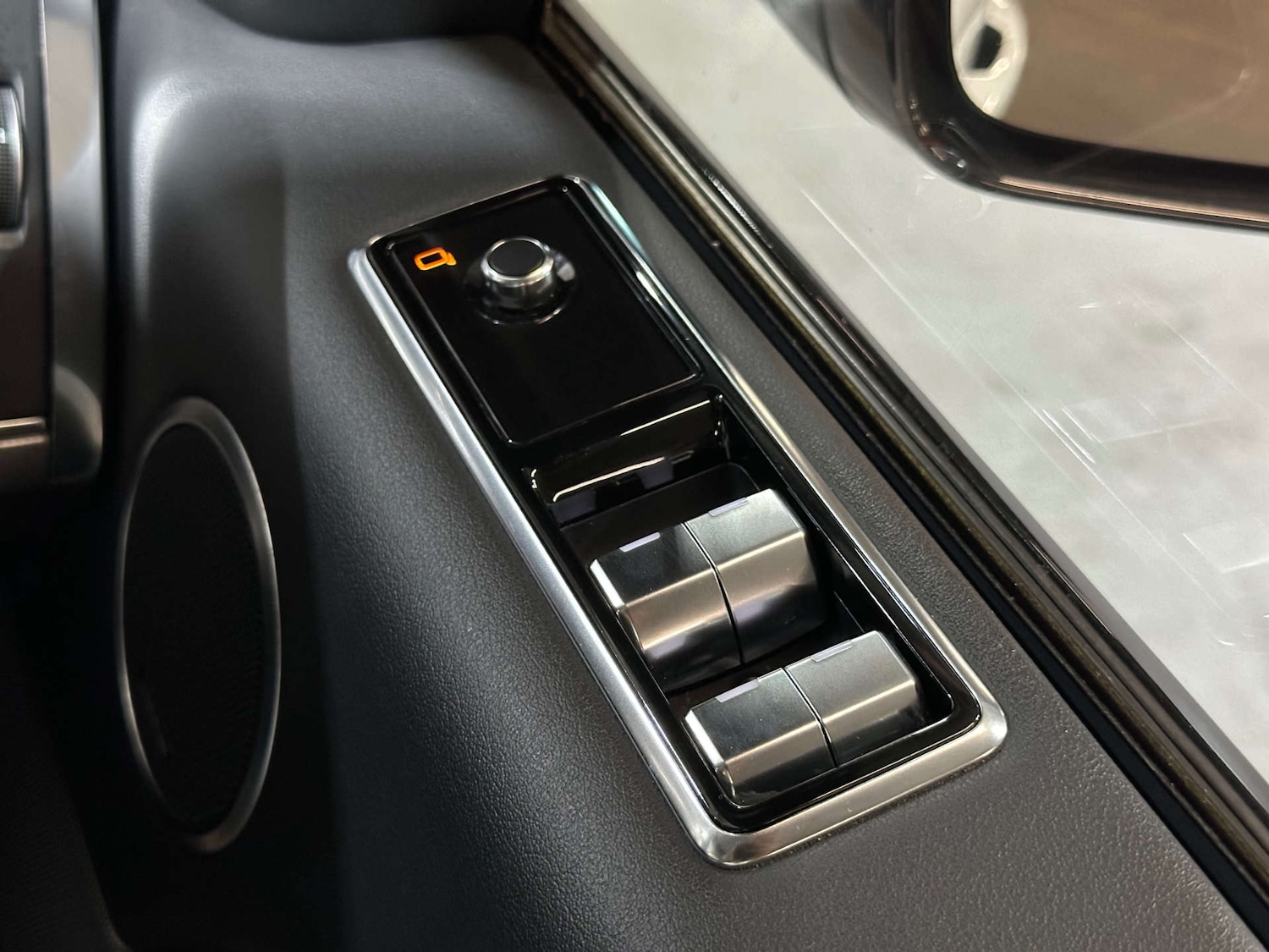 Used Land Rover Range Rover Sport 2018 for sale - 77070814: Photo 40