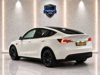 Used Tesla Model Y 2022 for sale - 79662639: Photo