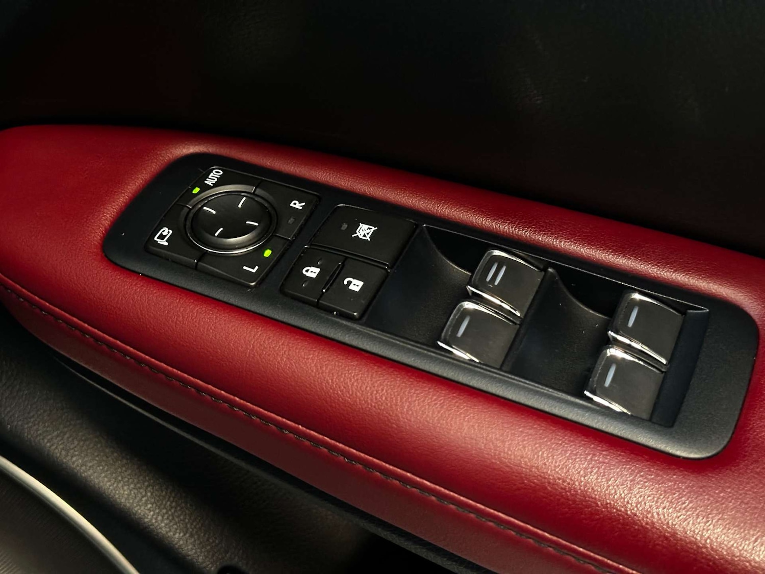 Used Lexus RX 2017 for sale - 77152816: Photo 40