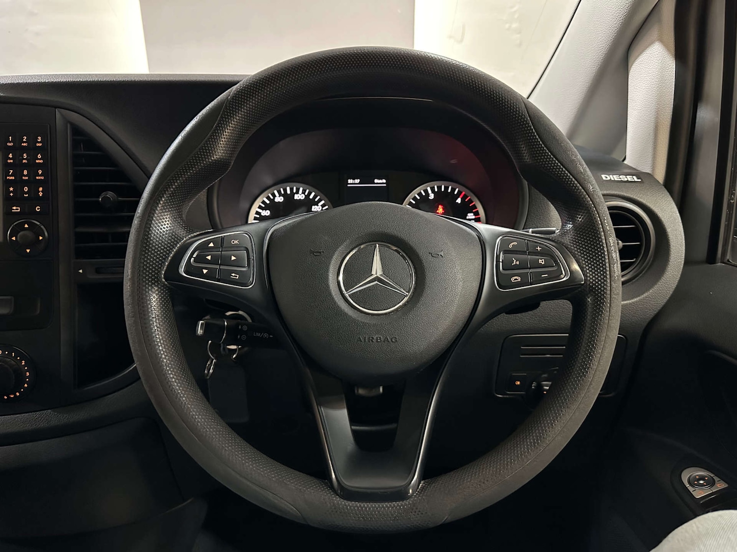 Used Mercedes-Benz Vito 2015 for sale - 76830201: Photo 23