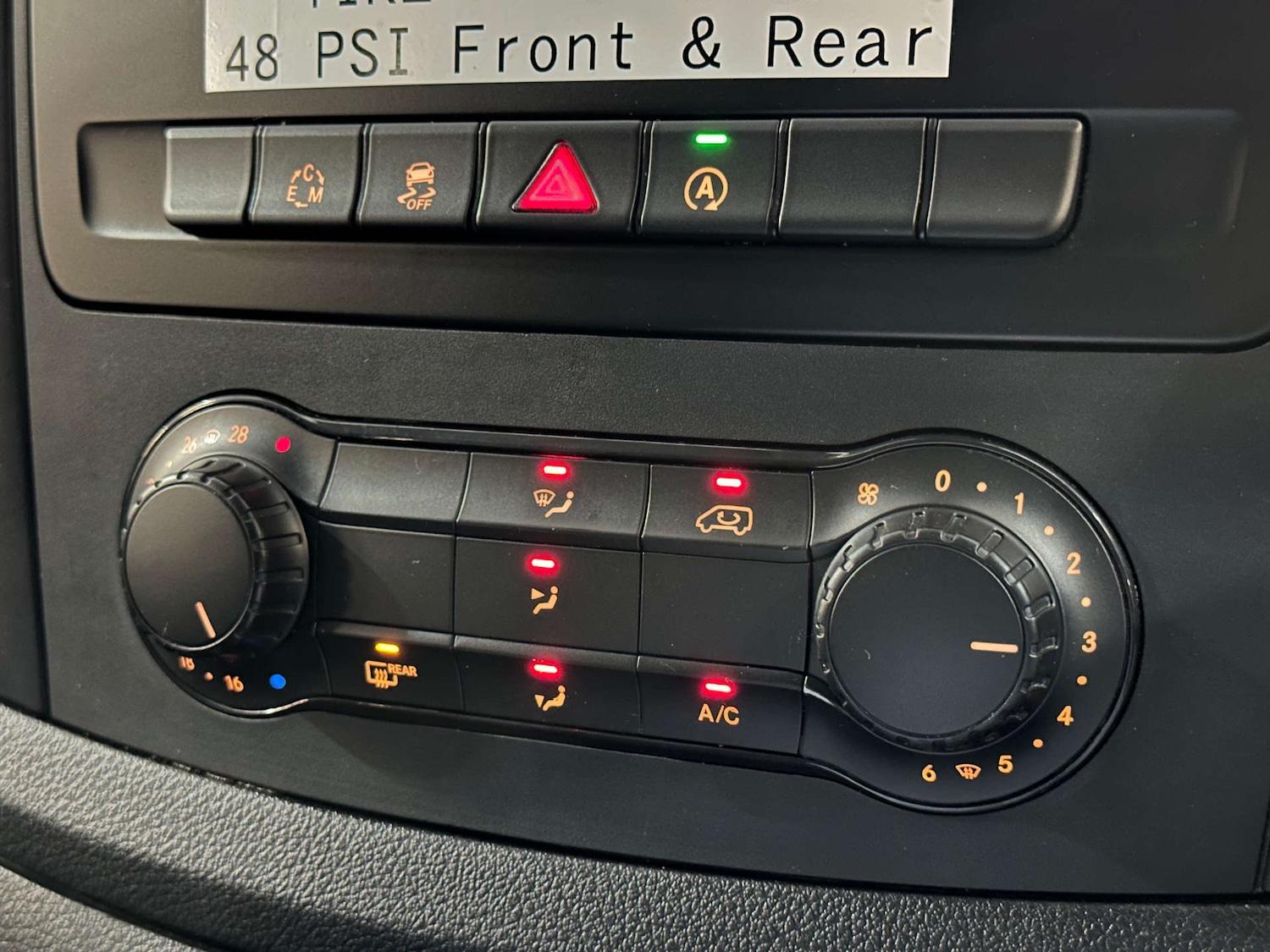 Used Mercedes-Benz Vito 2015 for sale - 76830201: Photo 31