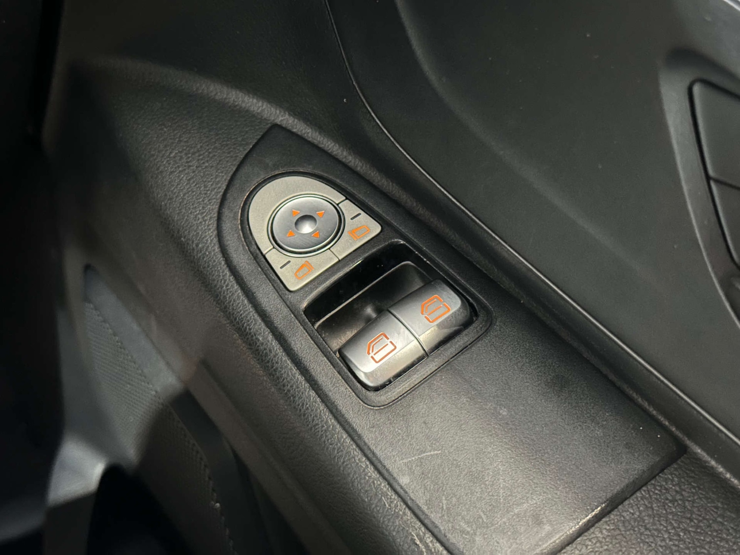 Used Mercedes-Benz Vito 2015 for sale - 76830201: Photo 35