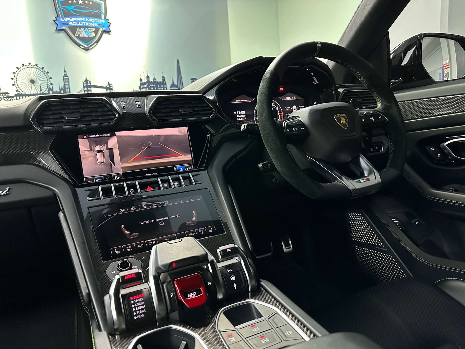 Used Lamborghini Urus 2021 for sale - 77477842: Photo 28