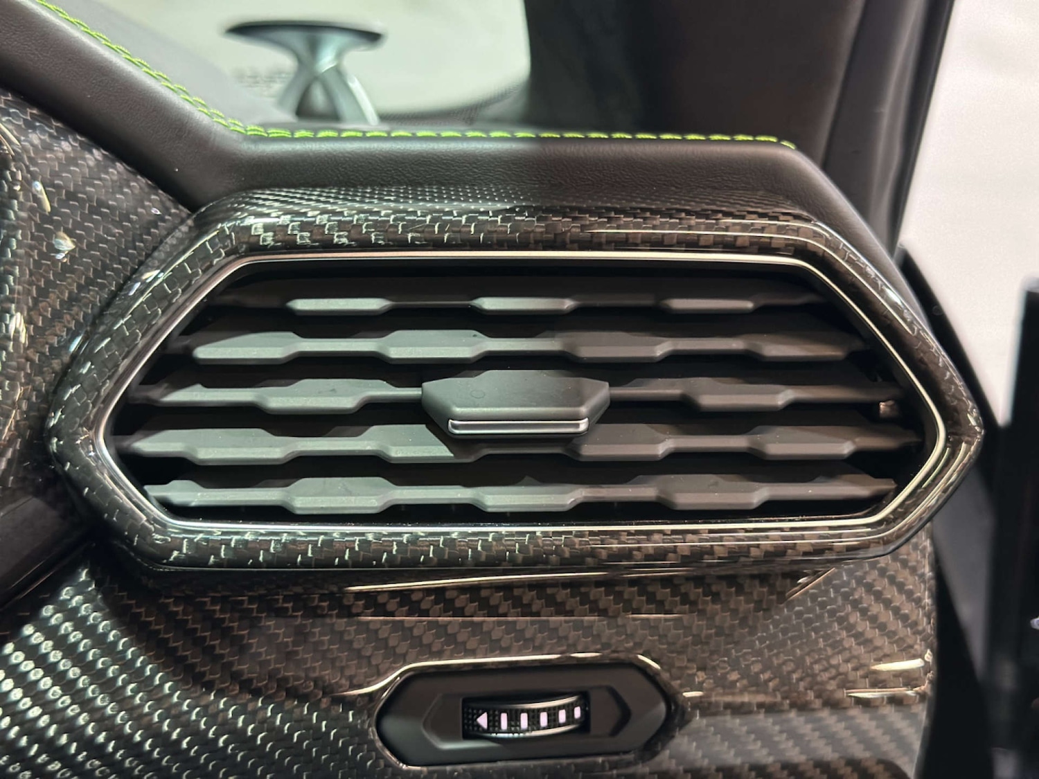 Used Lamborghini Urus 2021 for sale - 77477842: Photo 42