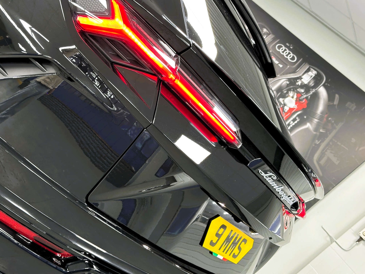 Used Lamborghini Urus 2021 for sale - 77477842: Photo 56