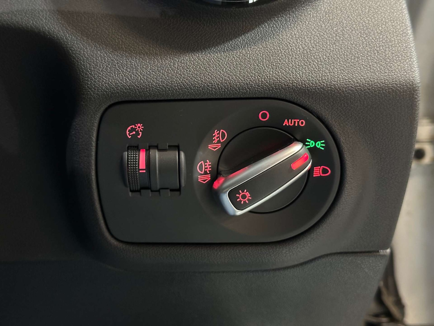 Used Audi A1 2017 for sale - 76830050: Photo 33