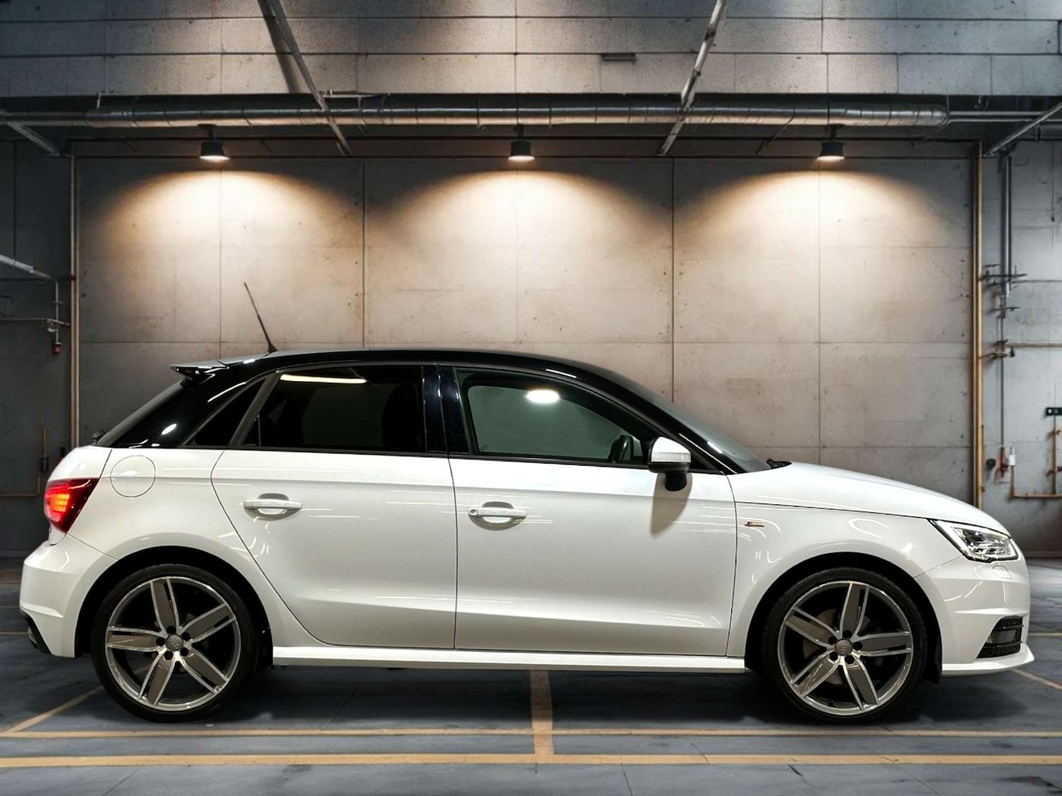 Used Audi A1 2017 for sale - 76830050: Photo 7