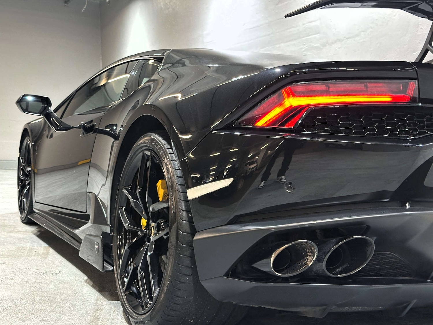 Used Lamborghini Huracan 2014 for sale - 76830179: Photo 31