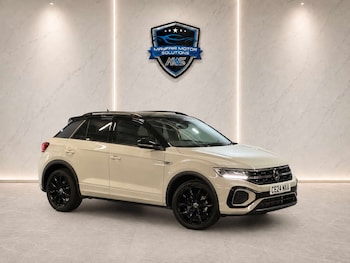 Used Volkswagen T-Roc 2024 for sale - 79283747: Photo