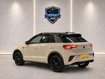 Used Volkswagen T-Roc 2024 for sale - 79283747: Photo