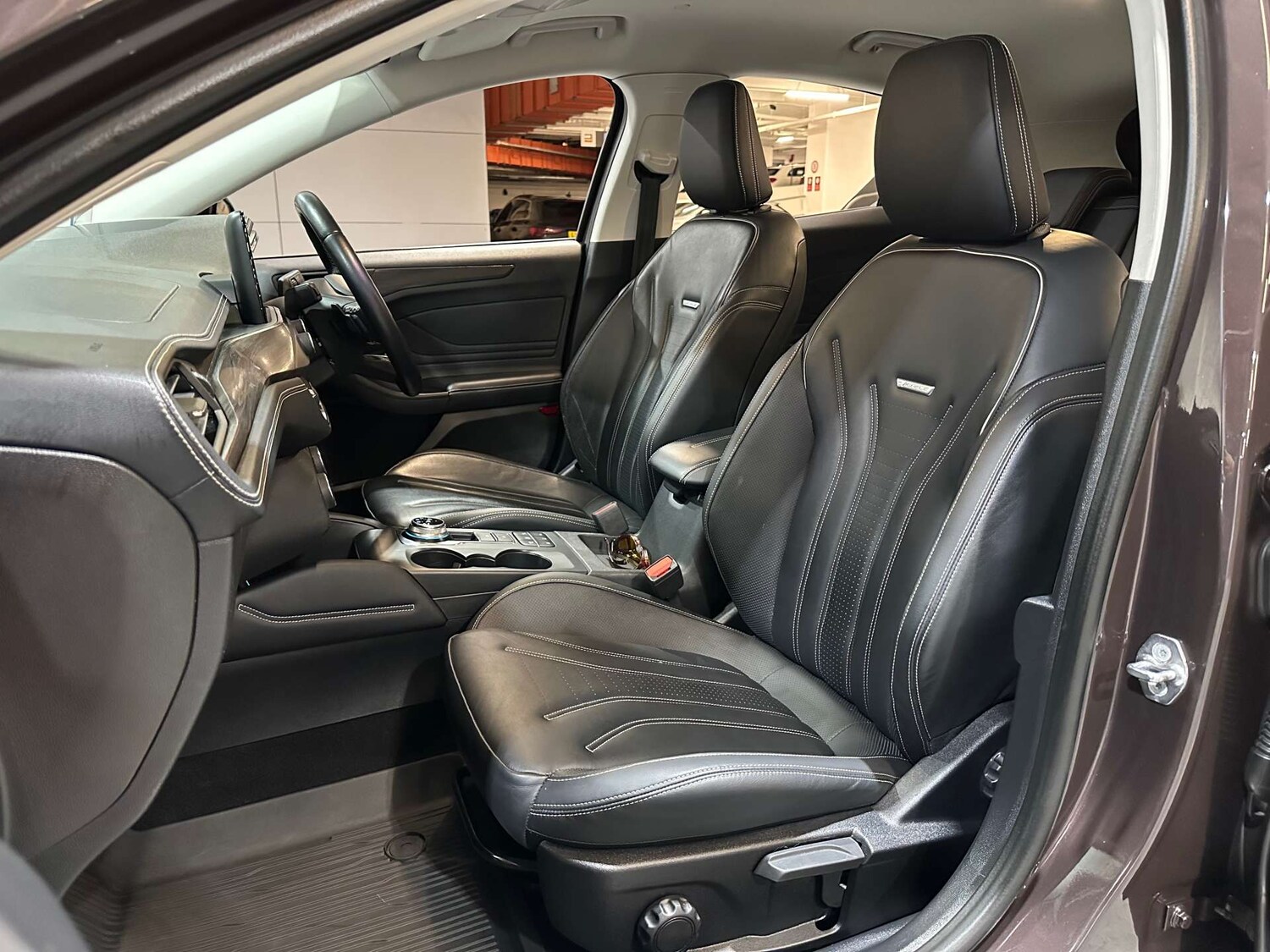 Used Ford Focus 2019 for sale - 76859416: Photo 16