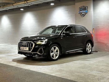 Used Audi Q3 2018 for sale - 77745409: Photo