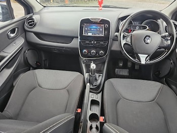 Used Renault Clio 2015 for sale - 78078120: Photo