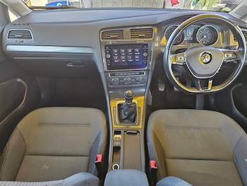 Used Volkswagen Golf 2019 for sale - 78472441: Photo