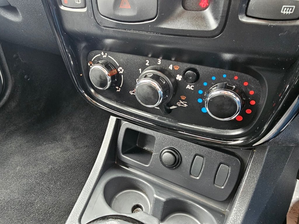 Used Dacia Duster 2013 for sale - 78078103: Photo 13