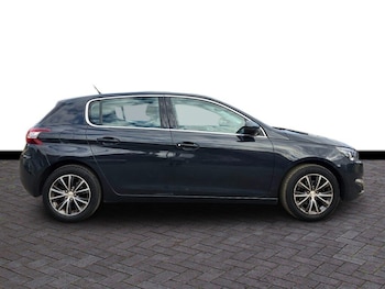 Used Peugeot 308 2016 for sale - 79607706: Photo