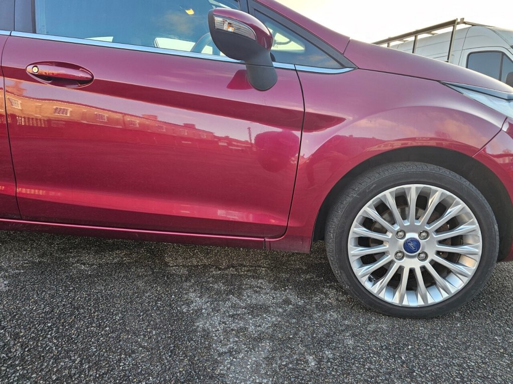 Used Ford Fiesta 2010 for sale - 78078096: Photo 19