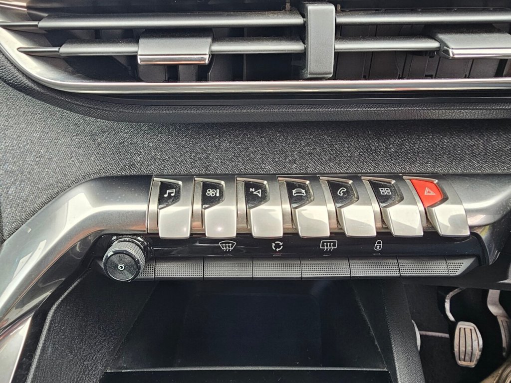 Used Peugeot 3008 2017 for sale - 78078093: Photo 38