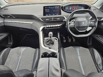 Used Peugeot 3008 2017 for sale - 78078093: Photo