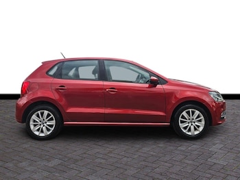 Used Volkswagen Polo 2015 for sale - 78868341: Photo