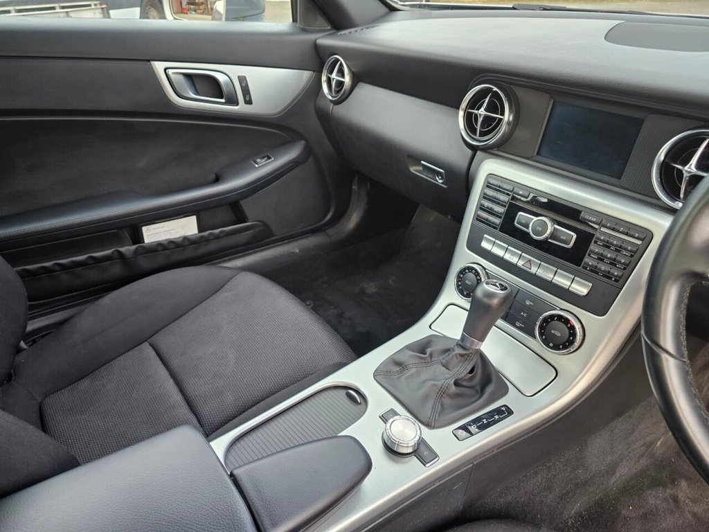 Used Mercedes-Benz SLK 2014 for sale - 78078124: Photo 24