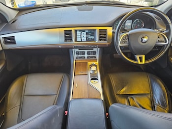 Used Jaguar XF 2014 for sale - 78672011: Photo