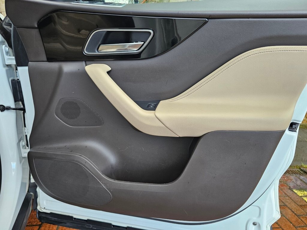 Used Jaguar F-Pace 2017 for sale - 78078122: Photo 10