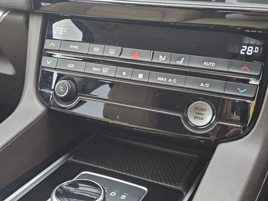 Used Jaguar F-Pace 2017 for sale - 78078122: Photo 20