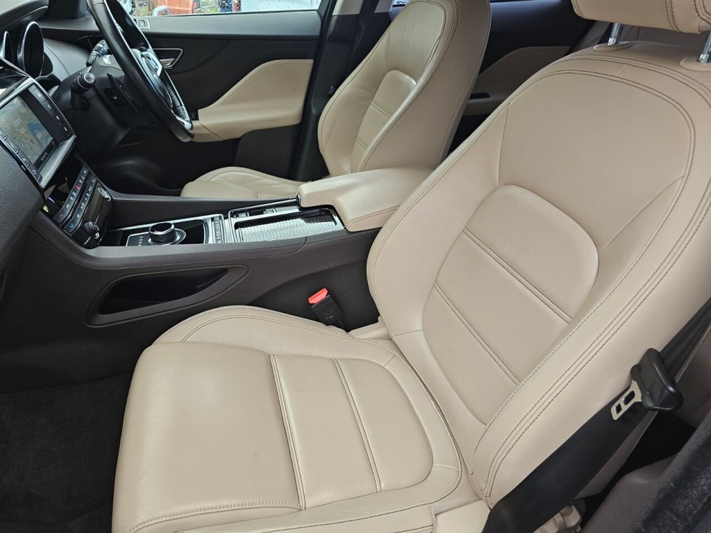 Used Jaguar F-Pace 2017 for sale - 78078122: Photo 34