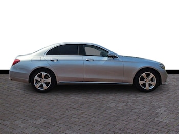 Used Mercedes-Benz E Class 2016 for sale - 78769060: Photo