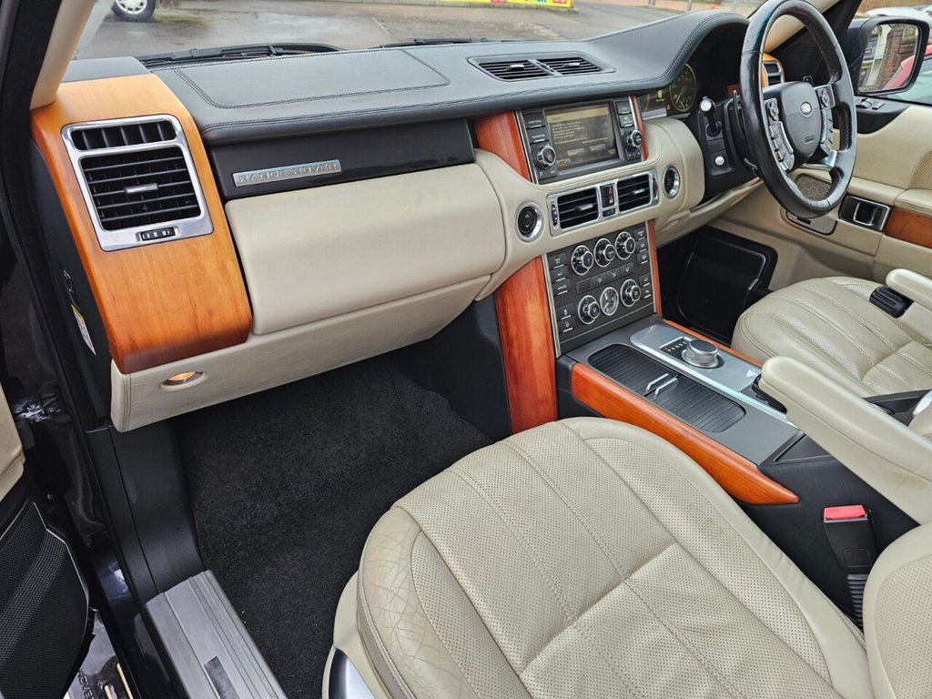 Used Land Rover Range Rover 2011 for sale - 78078095: Photo 24